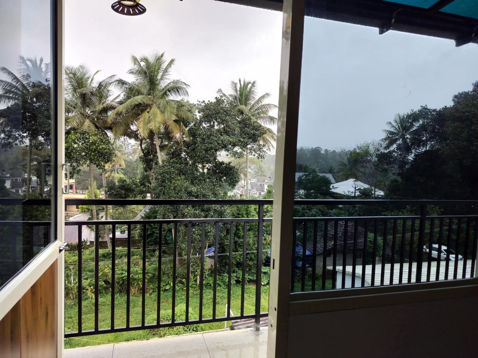Himadri Munnar Holidays Екстериор снимка