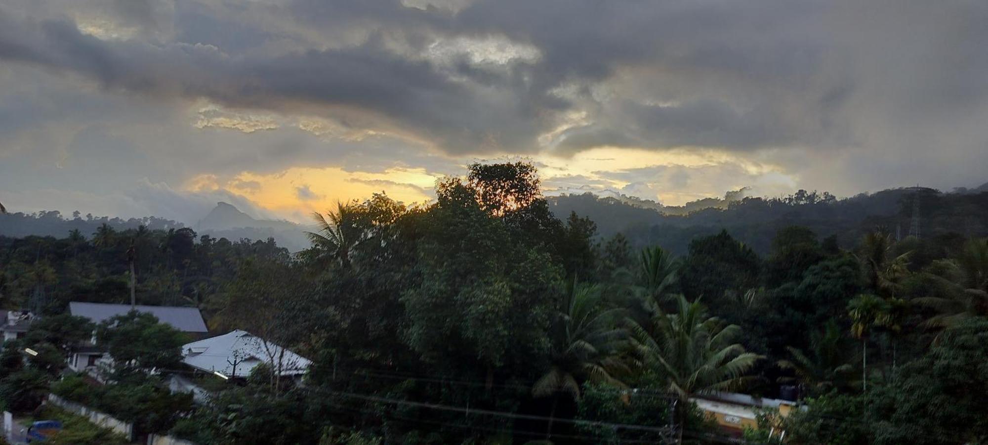 Himadri Munnar Holidays Екстериор снимка