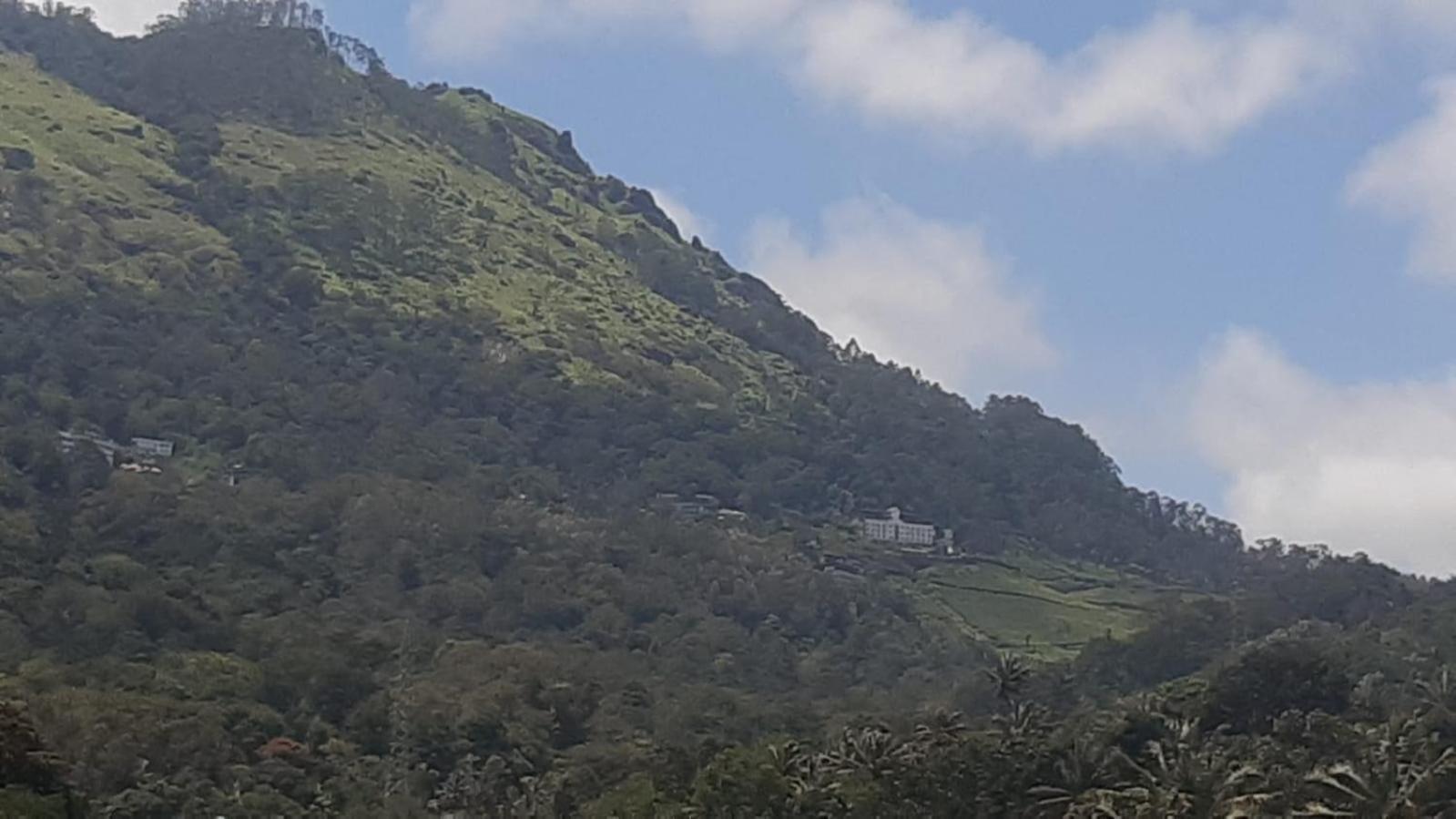 Himadri Munnar Holidays Екстериор снимка